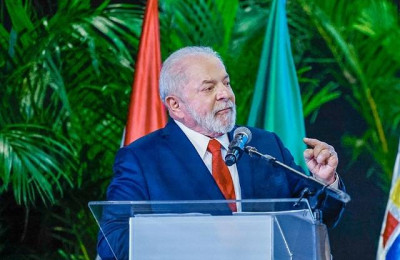 Lula exige providências da Fifa e da Liga Espanhola contra o racismo no futebol
